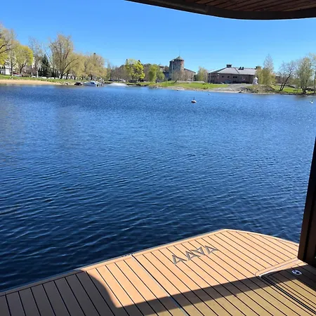 بوتيل Aava Floating 25 سافونلينّا
