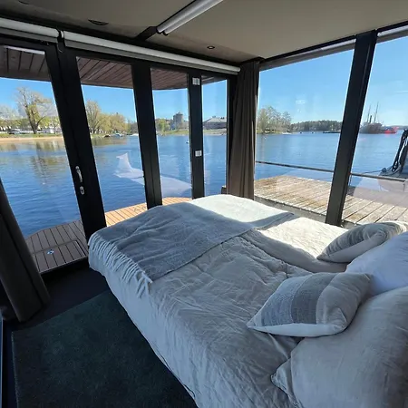 Aava Floating 25 Botel Savonlinna