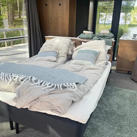 Botel Aava Floating 25 Savonlinna